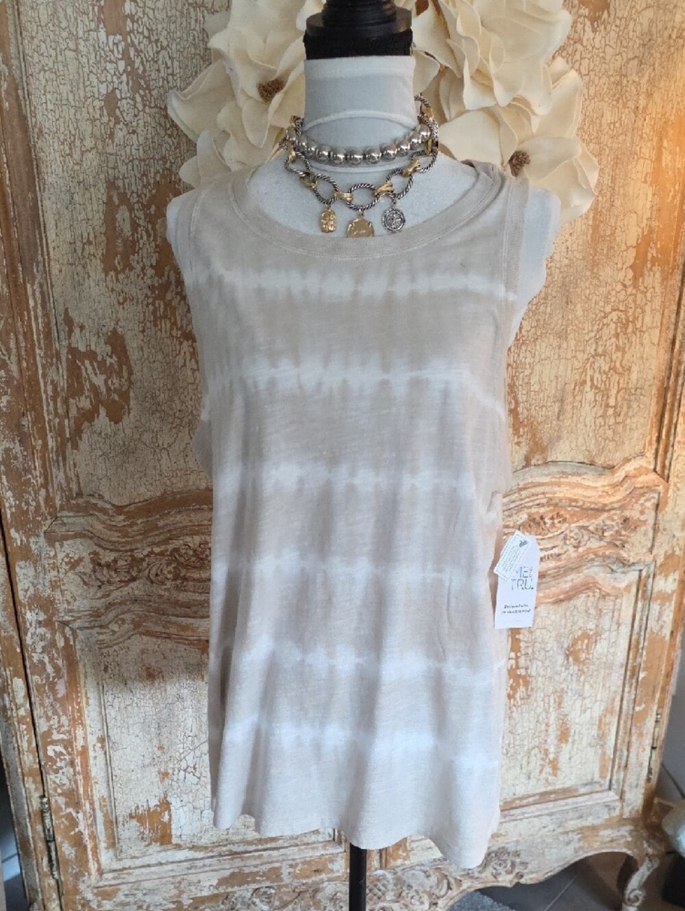 Time and Tru Beige and White Tie-Dye Sleeveless Tank Top - Picture 2 of 5